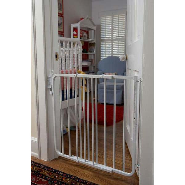 Auto Lock Hardware Mounted Dog Gate